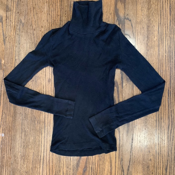 Kotn fitted turtleneck - Picture 2 of 4